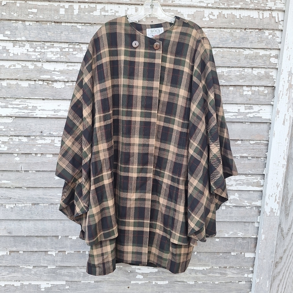 Avoca Collection Ireland Wool Plaid Cape Poncho with Button Closure Size 2